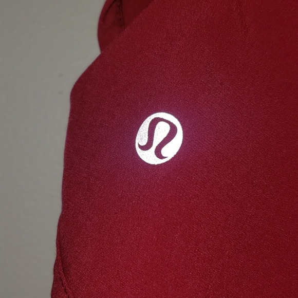 EUC Lululemon Shorts 2.5" - Picture 4 of 4